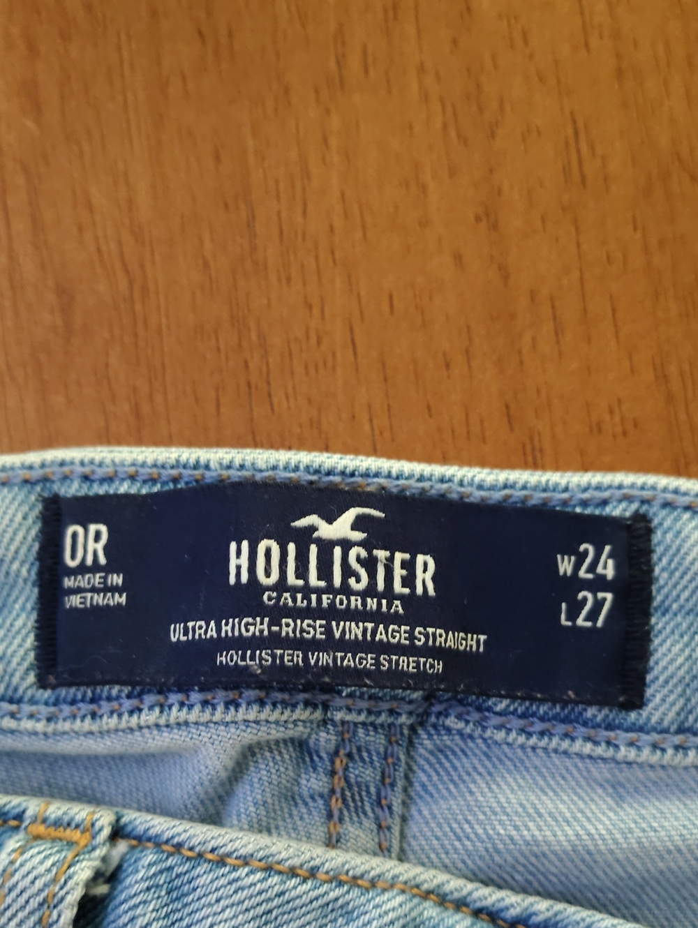 Hollister Men’s Straight Jeans — Light Blue Denim